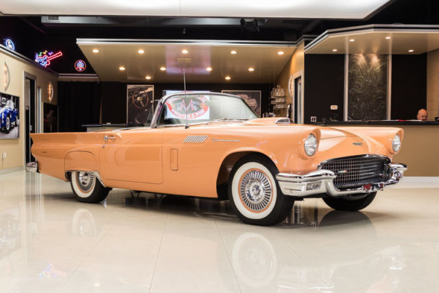 1957 Ford Thunderbird Convertible - photo 12