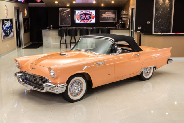1957 Ford Thunderbird Convertible - photo 7