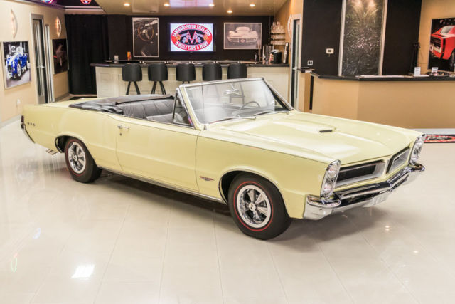1965 Pontiac GTO Convertible - photo 11