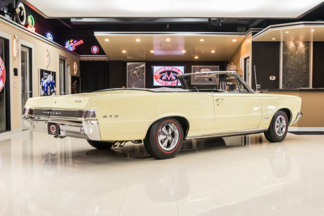 1965 Pontiac GTO Convertible - photo 13