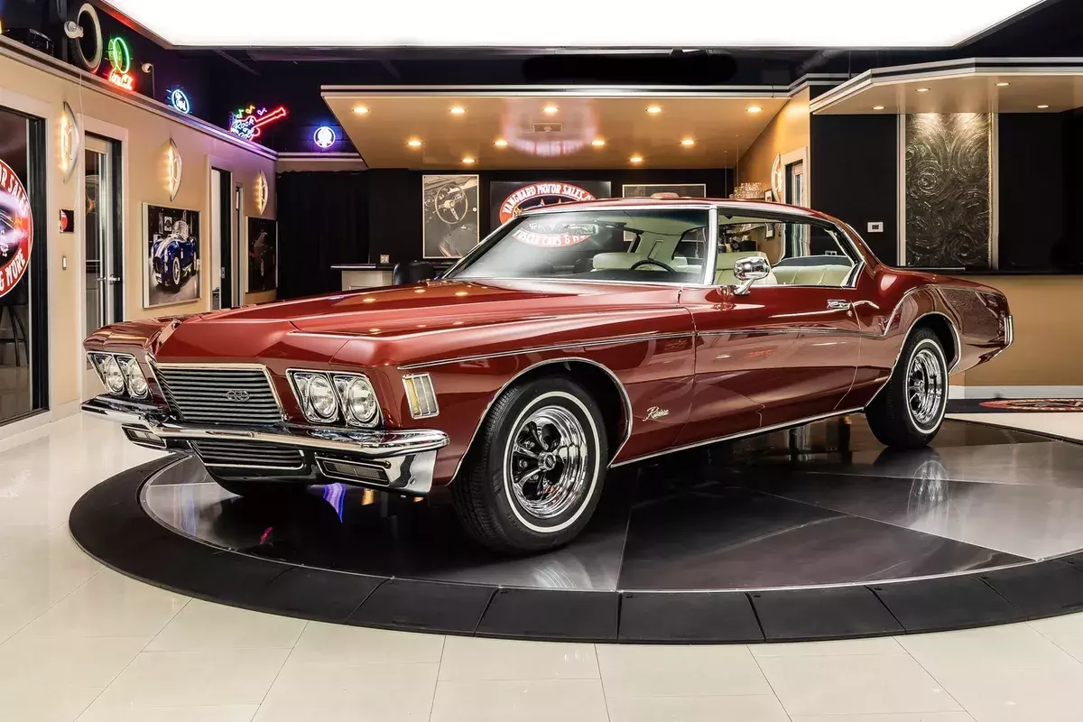 Frame Off, Rotisserie Restored! Buick 455ci V8, Automatic, Disc, PS, PB, A/C 1971 Buick Riviera Boat Tail
