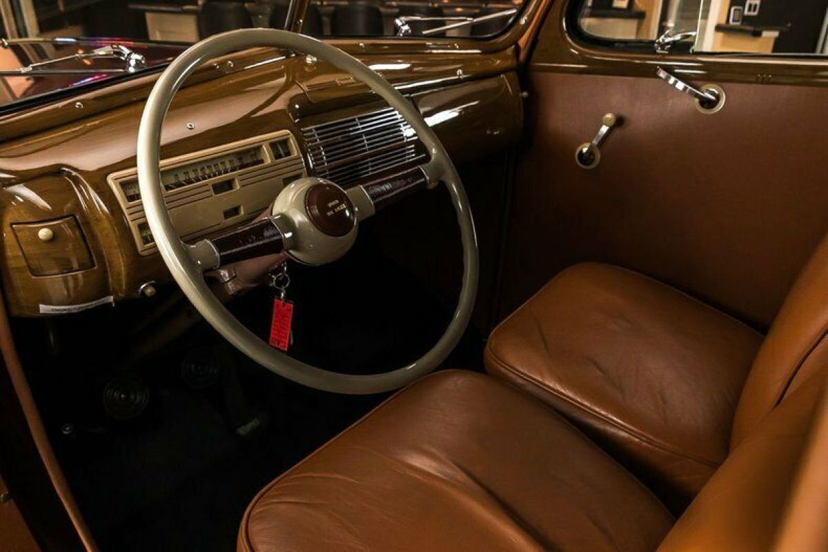 1941 Ford Sedan Delivery - photo 2
