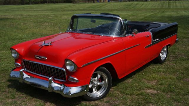 FRAME OFF ROTISSERIE RESTORED FUEL INJECTED POWER 4 PLACE BUCKETS A/C STUNNING 1955 Chevrolet Bel Air/150/210 RESTOMOD