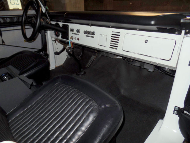 1977 Ford Bronco 4x4 - photo 9