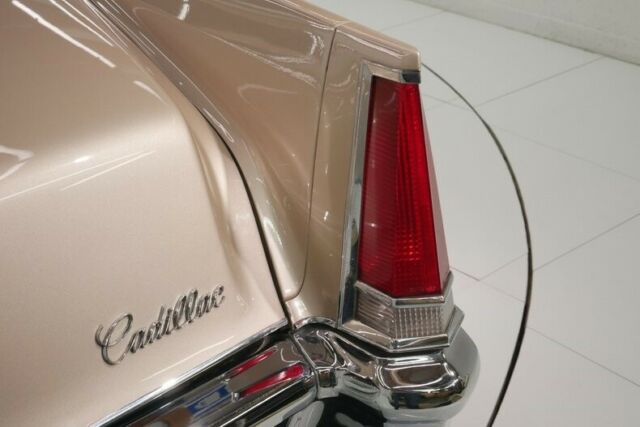 1969 Cadillac DeVille -- - photo 10