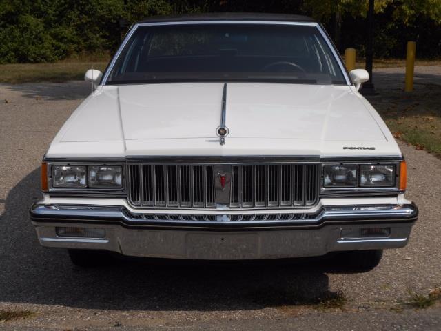 1986 Pontiac Bonneville PARISIENNE BROUGHAM - photo 5