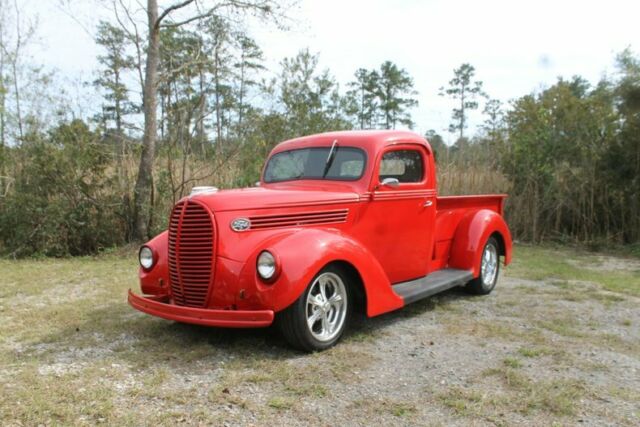 Free US Open Transport 1939 Ford Pickup, new paint 350 CI 400 1939 Ford Pickup --