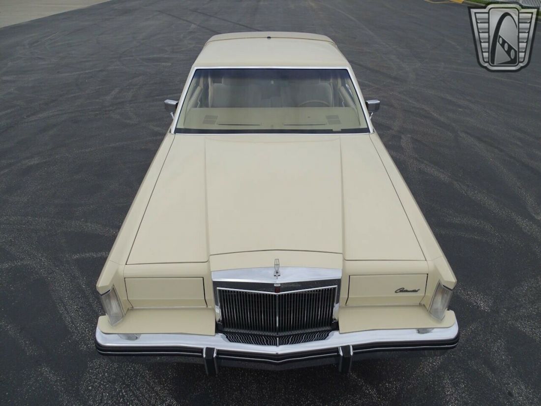 1983 Lincoln Continental Mark VI - photo 3
