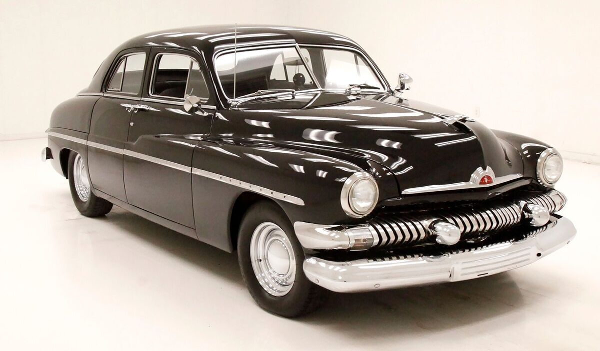 1950 Mercury Eight Sedan - photo 6