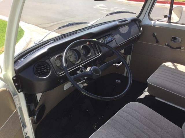1969 Volkswagen Bus/Vanagon Deluxe - photo 7