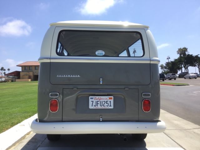 1969 Volkswagen Bus/Vanagon Deluxe - photo 8