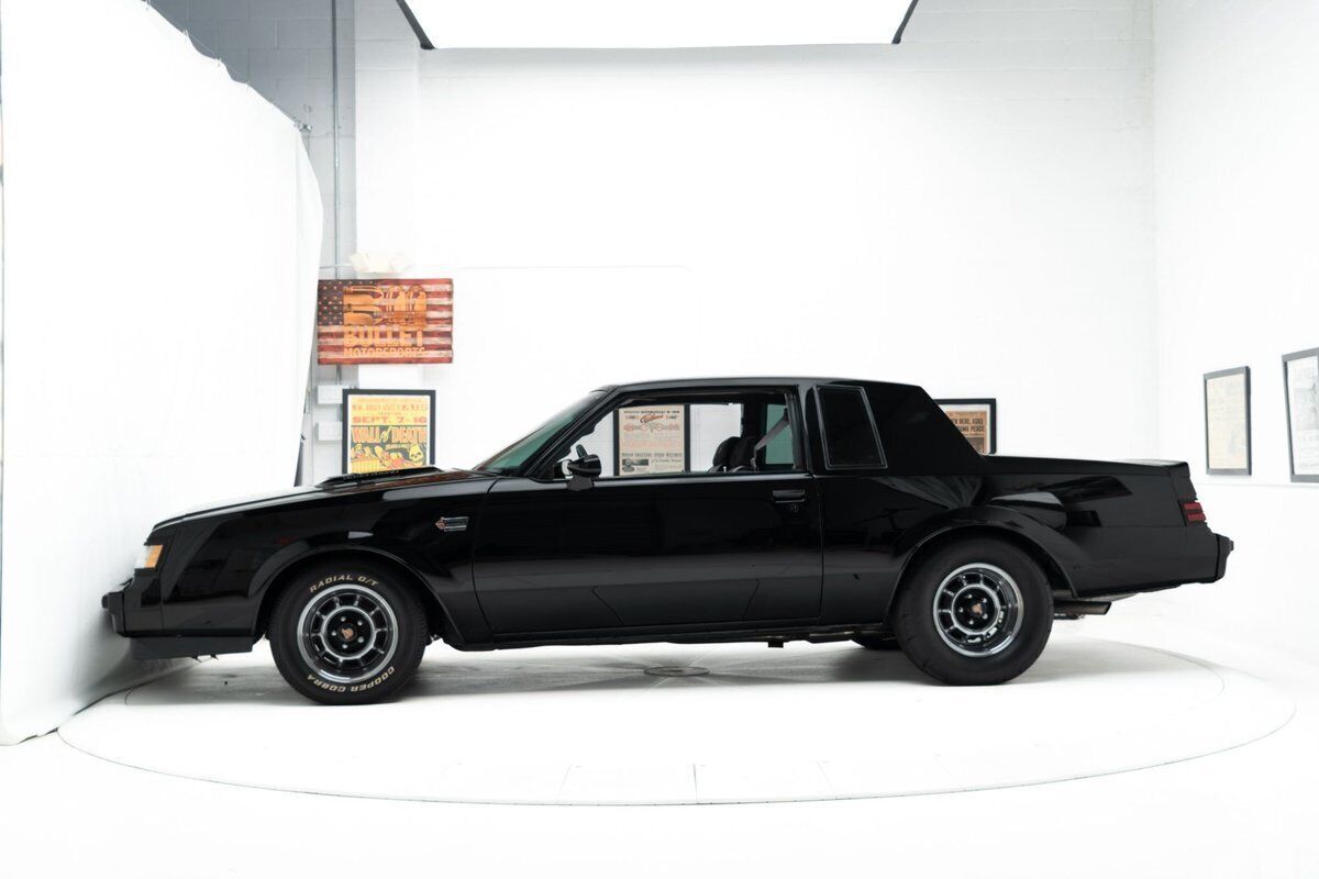 1987 Buick Grand National - photo 3