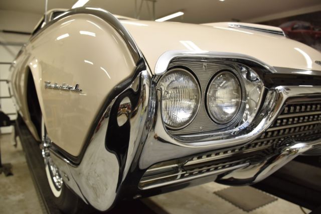 1962 Ford Thunderbird - photo 8
