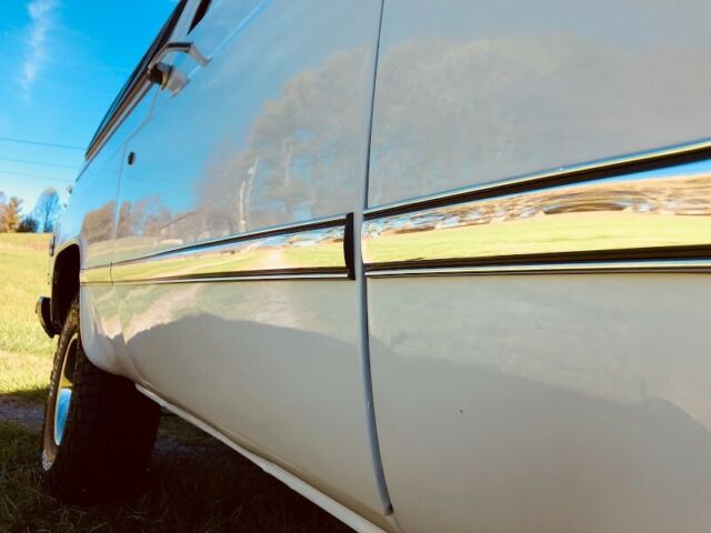 1988 Chevrolet Blazer Sliverado - photo 11