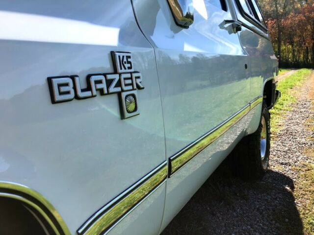 1988 Chevrolet Blazer Sliverado - photo 12