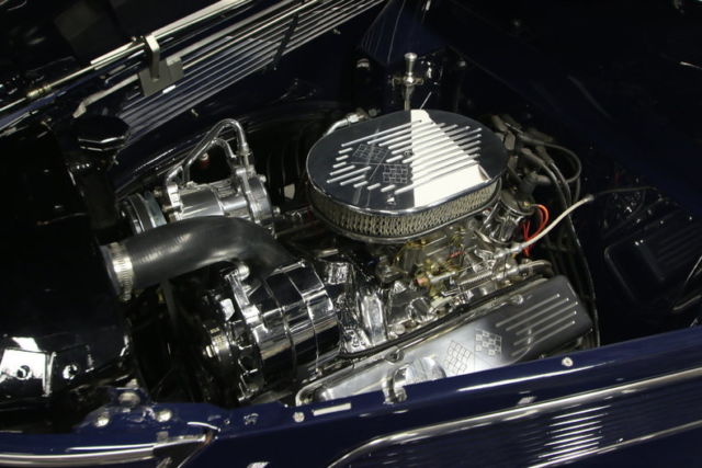 1937 Ford Woody Wagon - photo 4