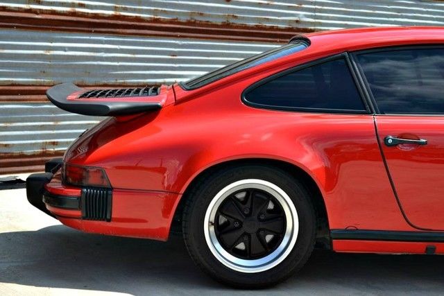 1986 Porsche 911 Carrera Coupe 2-Door - photo 10