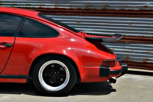 1986 Porsche 911 Carrera Coupe 2-Door - photo 5
