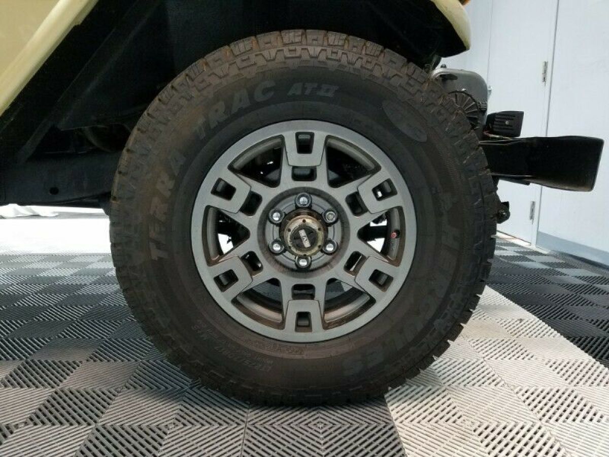 1983 Toyota Land Cruiser FJ40 - photo 8
