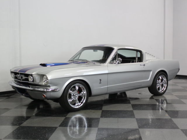 FRESHLY REBUILT ROLLER 302, 5 SPEED TREMEC, CROSS DRILLED 4 WHEEL DISCS, A/C 1965 Ford Mustang