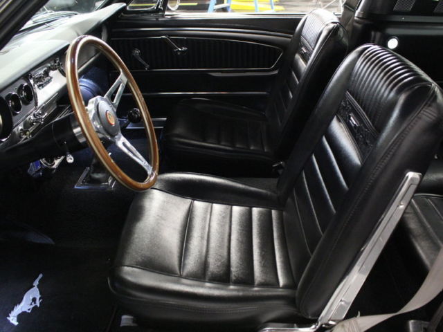 1965 Ford Mustang - photo 3