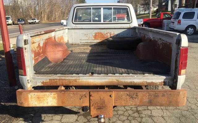 1983 Ford F-250 XL 2dr 4WD Standard Cab LB HD - photo 10
