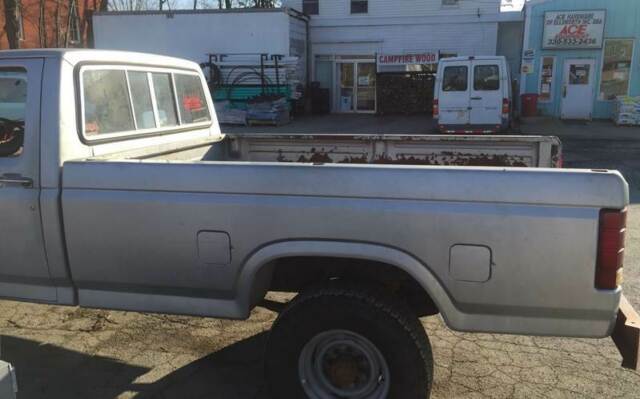 1983 Ford F-250 XL 2dr 4WD Standard Cab LB HD - photo 8