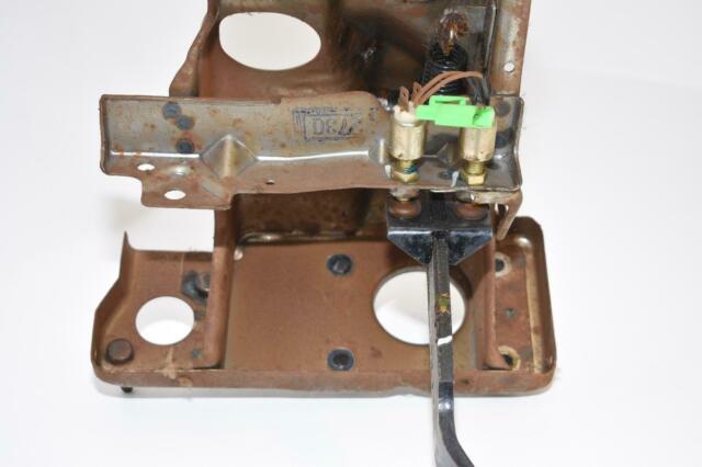 1981-1983 DATSUN 280ZX FAIRLADY Z S130 L28E TURBO BRAKE PEDAL AND MOUNT - photo 3