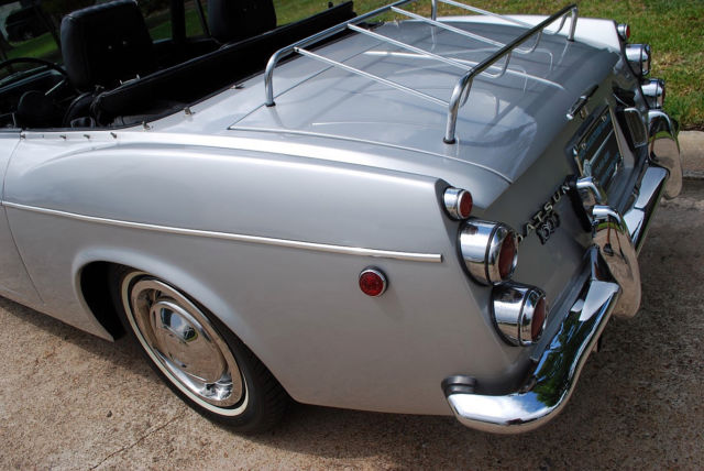 1969 Datsun 1600 Convertible - photo 12