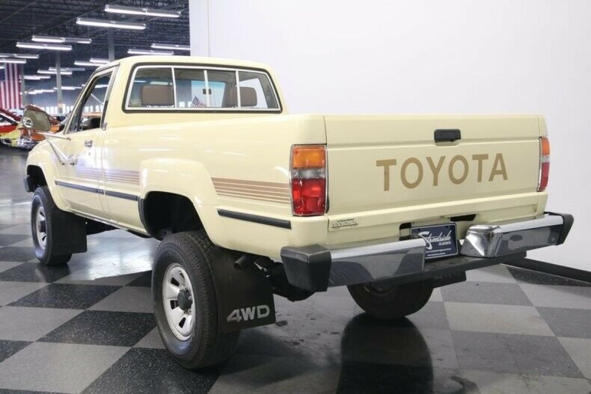 1986 Toyota Pickup 4X4 - photo 10