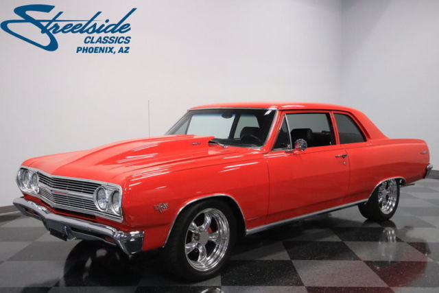 FUEL-INJECTED 427, 6-SPEED, NO EXPENSE SPARED, LOTS OF DOCS, HIGH-END FULL CUSTM 1965 Chevrolet Chevelle 300 Restomod