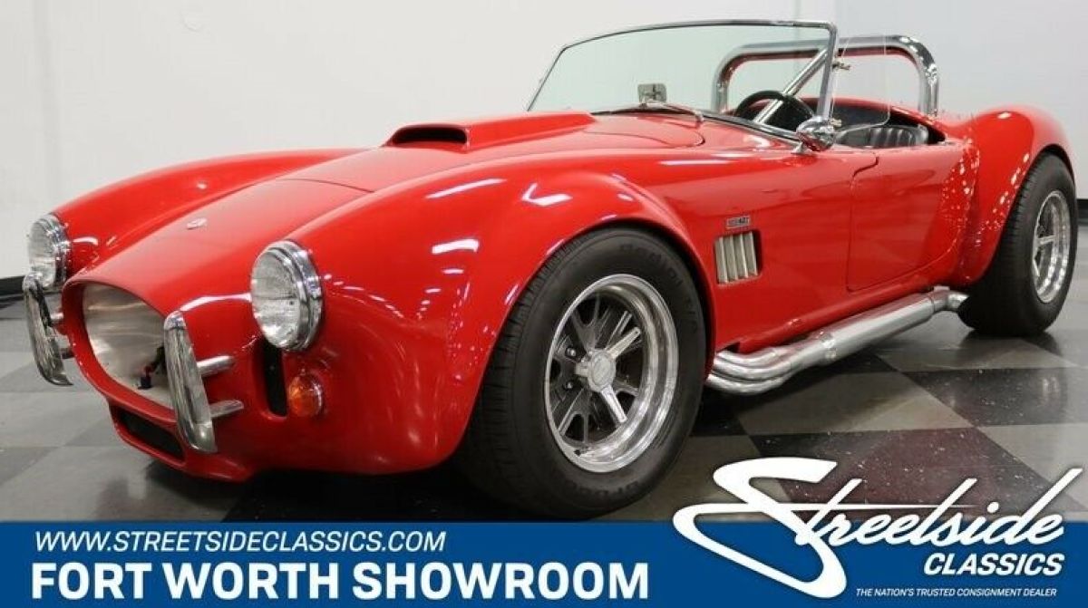 Fuel Injected 427 Small Block, Auto, 4 Wheel Discs, Adj Coilovers, Runs Strong! 1966 Shelby Cobra Classic Roadster LTD.