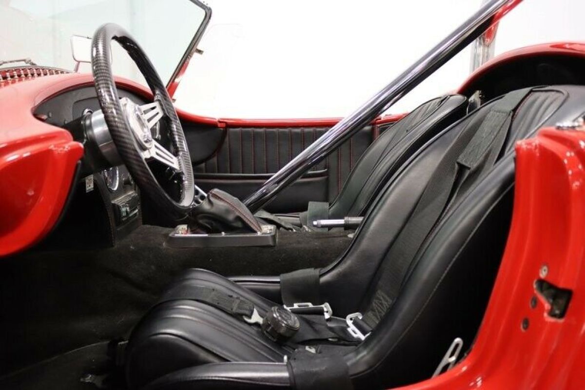 1966 Shelby Cobra Classic Roadster LTD. - photo 5