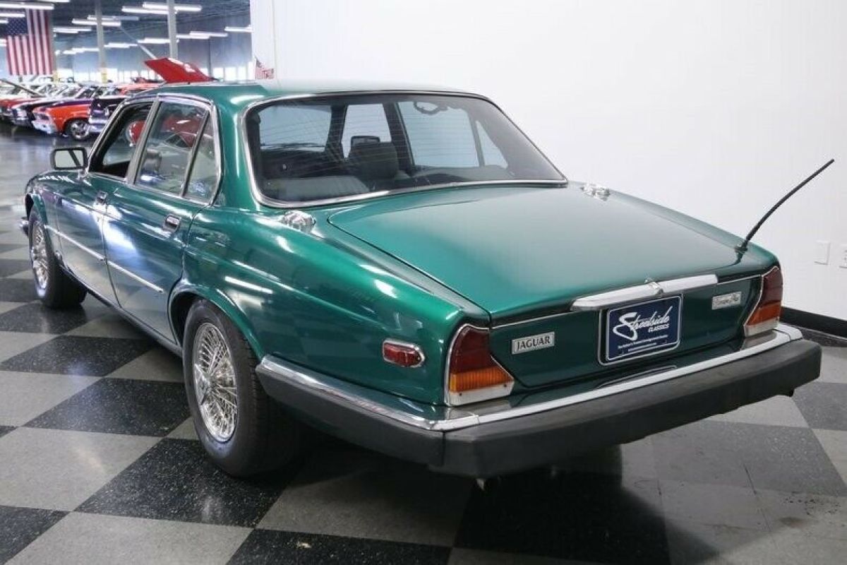 1985 Jaguar XJ6 Vanden Plas - photo 10