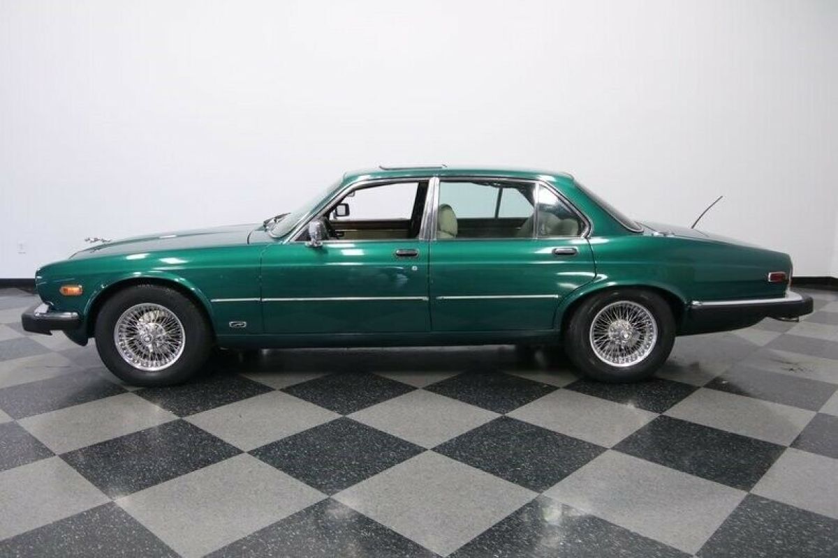 1985 Jaguar XJ6 Vanden Plas - photo 8