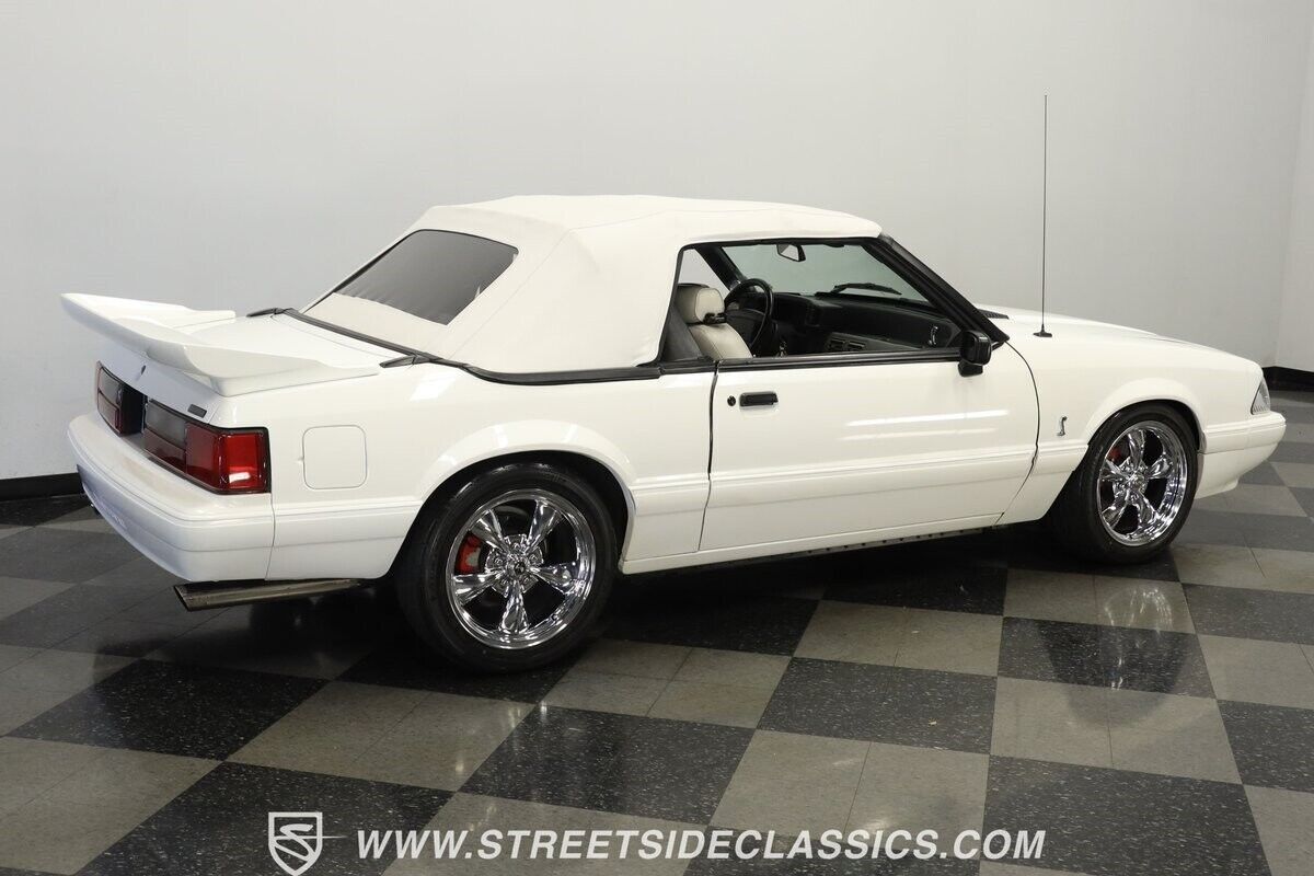 1993 Ford Mustang Convertible - photo 12