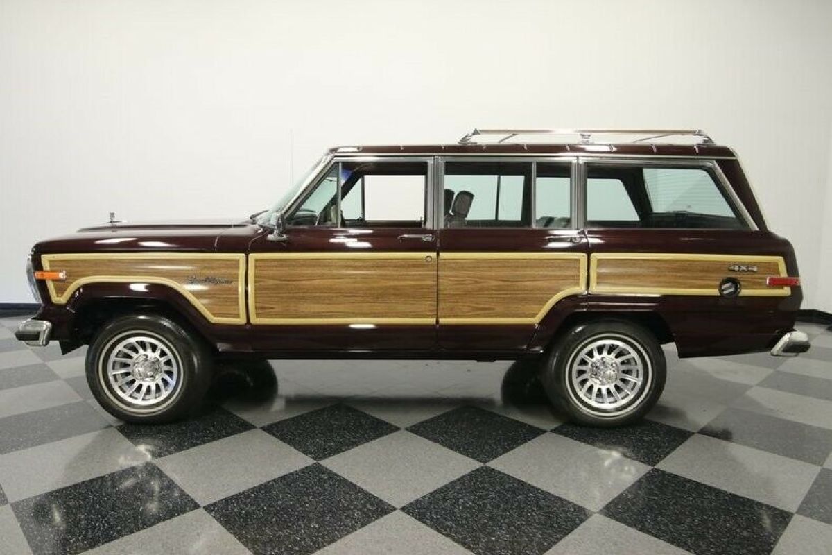 1989 Jeep Wagoneer - photo 8