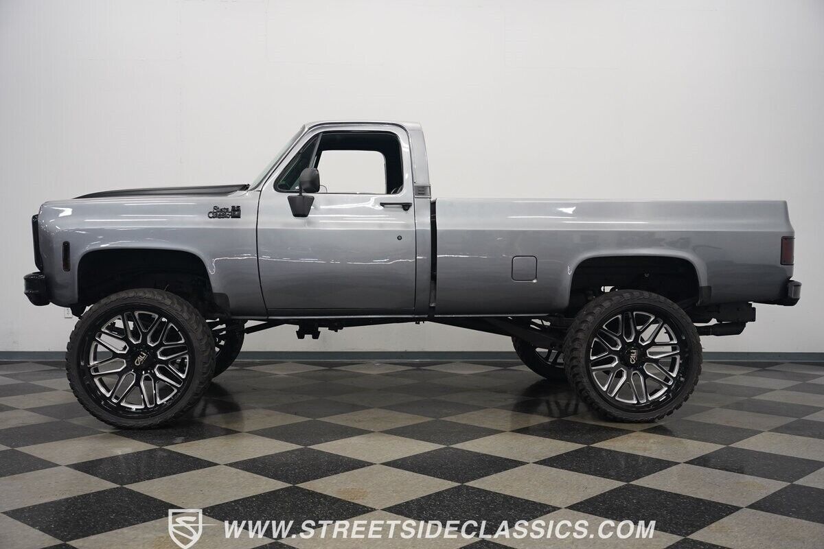 1980 GMC 2500 4X4 Restomod - photo 3