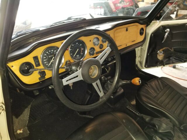 1976 Triumph TR-6 - photo 7