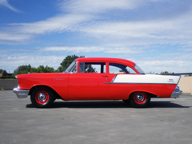 1957 Chevrolet Bel Air/150/210 Sedan - photo 2