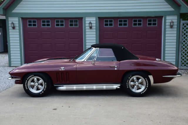 1965 Chevrolet Corvette Base Convertible 2-Door - photo 12
