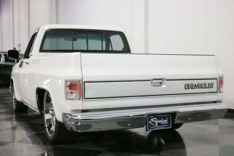 1983 Chevrolet C-10 Restomod - photo 11