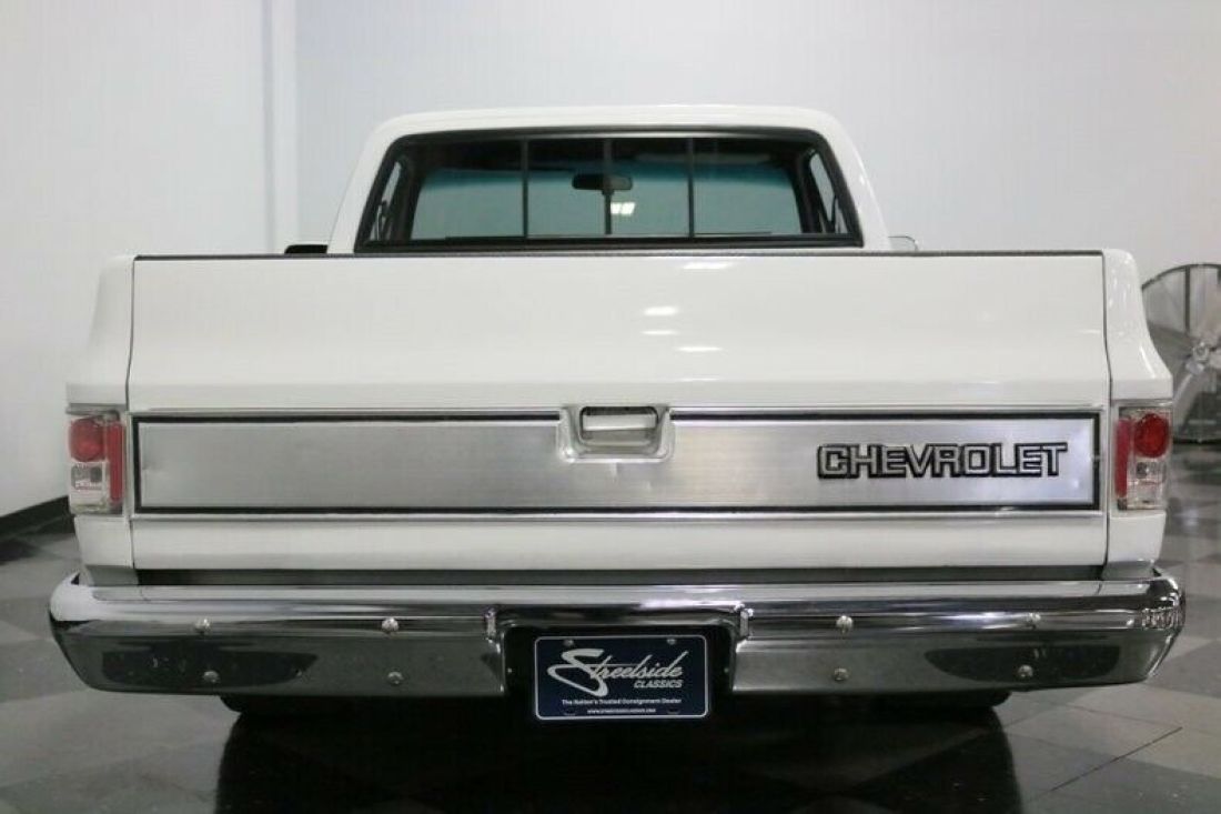1983 Chevrolet C-10 Restomod - photo 12