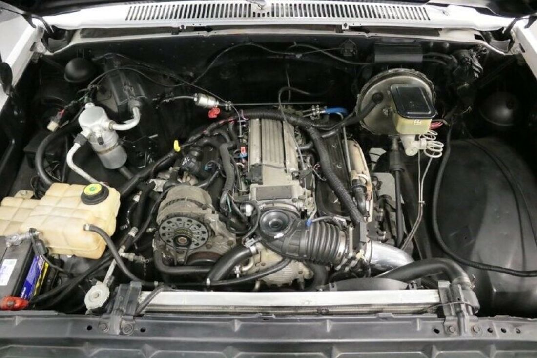 1983 Chevrolet C-10 Restomod - photo 4