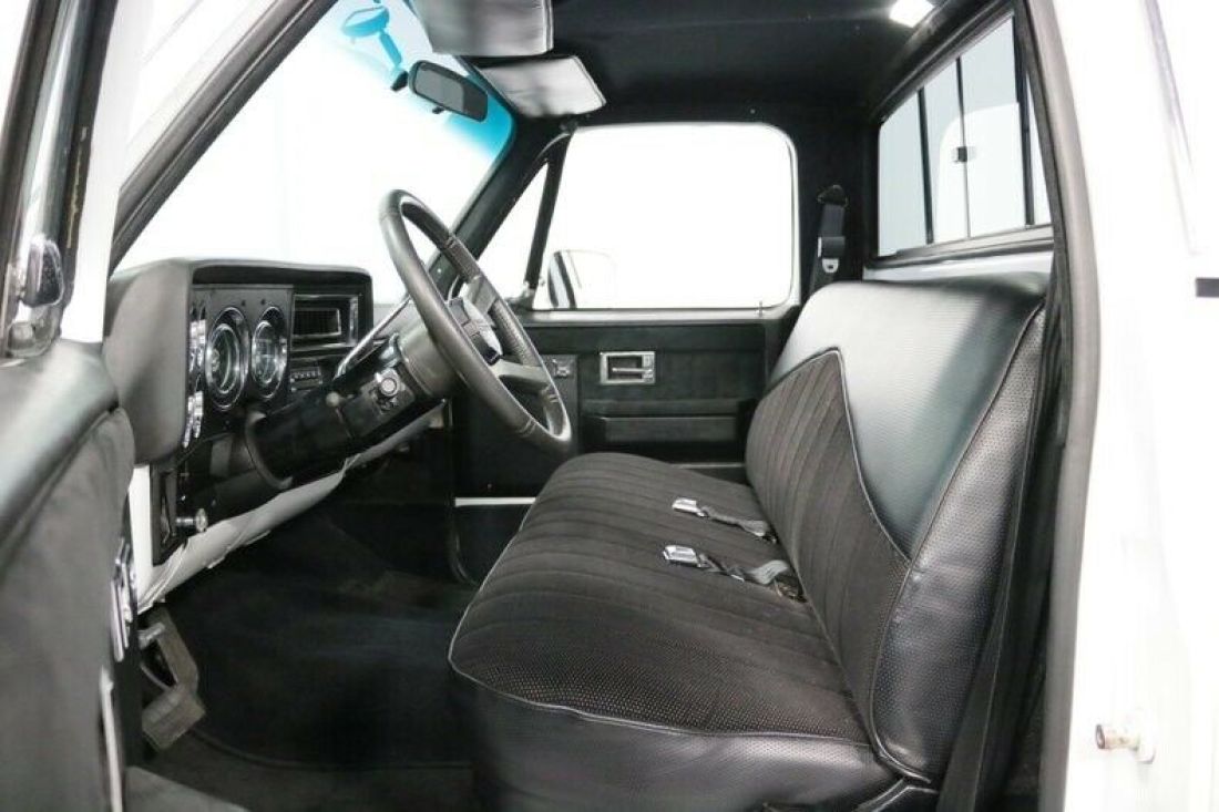 1983 Chevrolet C-10 Restomod - photo 5