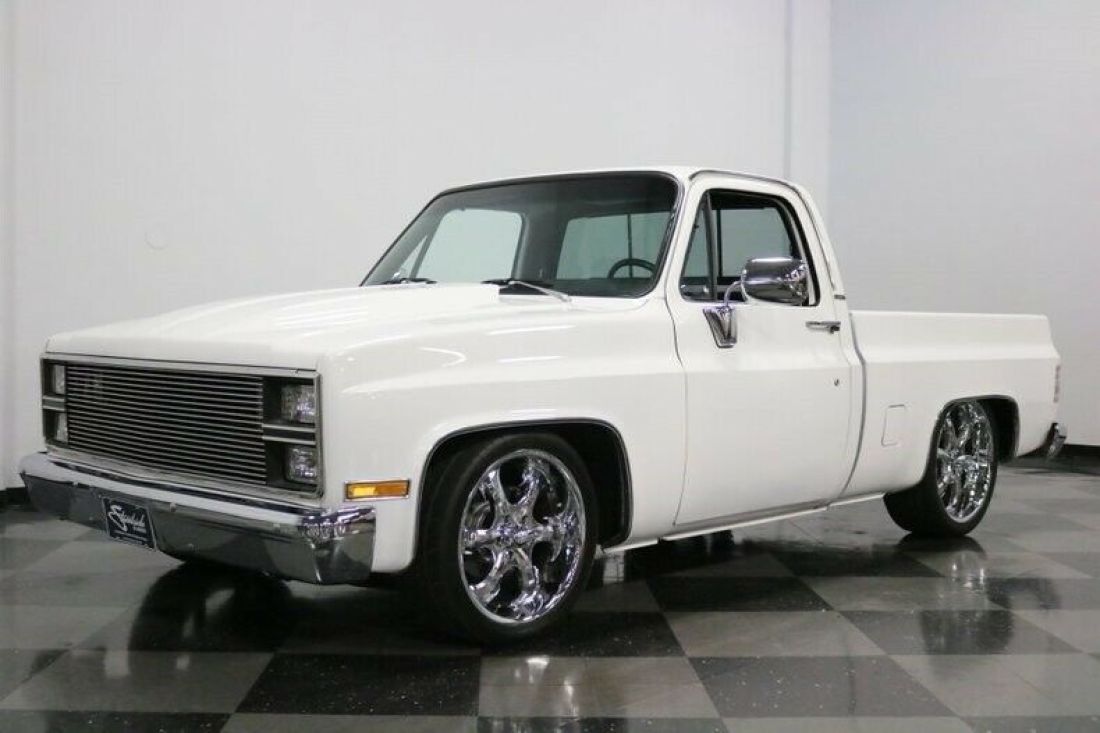 1983 Chevrolet C-10 Restomod - photo 6