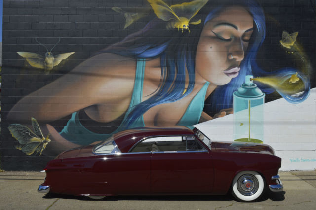 1951 Ford Crown Victoria VICTORIA HARDTOP - photo 2
