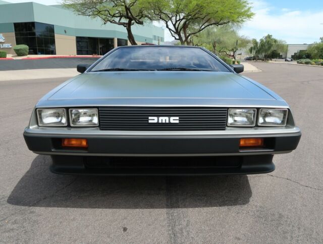 1981 DeLorean DMC-12 DMC-12 - photo 2