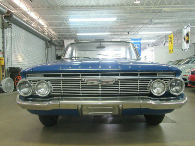 1961 Chevrolet Bel Air/150/210 Sport sedan - photo 3