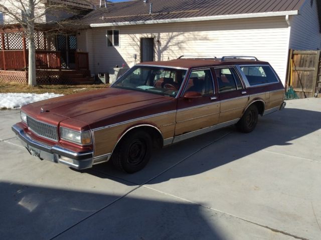 Full Size Woody Station Wagon 1990 Chevrolet Caprice Estate Wagon
